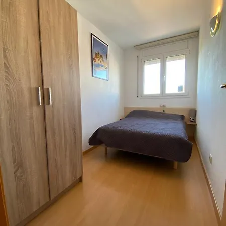 Avec Attico Et Piscine Apartament Roses