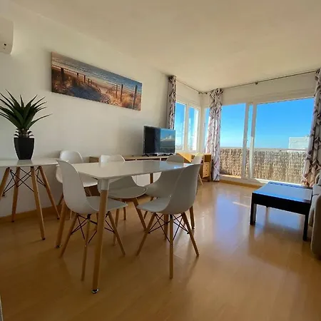 Apartament Avec Attico Et Piscine Roses